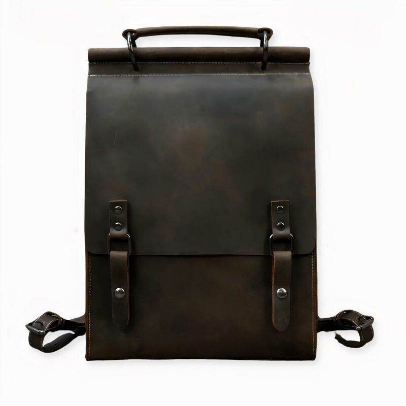 Dieser Rucksack ist ein Muss für alle, die einen Sinn für Stil haben! Dieser Schulrucksack im Vintage-Stil aus Leder ist originell, trendy und komfortabel und eignet sich perfekt, um alle wichtigen Dinge mit Stil zu transportieren. Sein vielseitiges Design ermöglicht es, ihn anzuziehen oder zu lockern, was ihn perfekt für jeden Anlass macht. Sein eleganter und klassischer Stil ist zeitlos und schick.