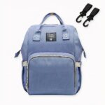 Dieser Baby-Rucksack mit 3 Flaschenhaltern in einer großen Auswahl an Farben wurde für moderne Mütter entworfen. Dieser Rucksack ist praktisch, nützlich und trendy und wird Ihr bester Verbündeter mit Ihrem Baby sein. Viele Taschen und Fächer, damit Sie alle Sachen Ihres Kindes überall hin mitnehmen können.