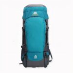 Dieser Wanderrucksack hat ein Fassungsvermögen von 65 Litern. Ideal zum Zelten oder für lange Wanderungen, Sie können alles mitnehmen, was Sie brauchen, und der Rucksack ist wasserdicht. Dieser praktische, atmungsaktive und bequeme Rucksack wird Ihr bester Verbündeter in der Natur sein.