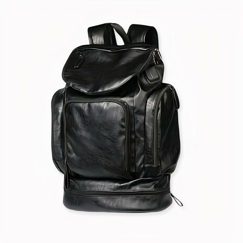 Kunstleder-Rucksack mit mehreren Taschen, schwarz mit weißem Hintergrund