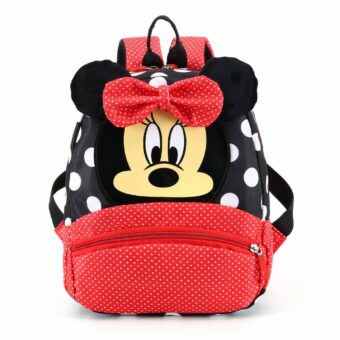 Kinderrucksack mit Minnie-Punkten in schwarz und rot mit weißem Hintergrund