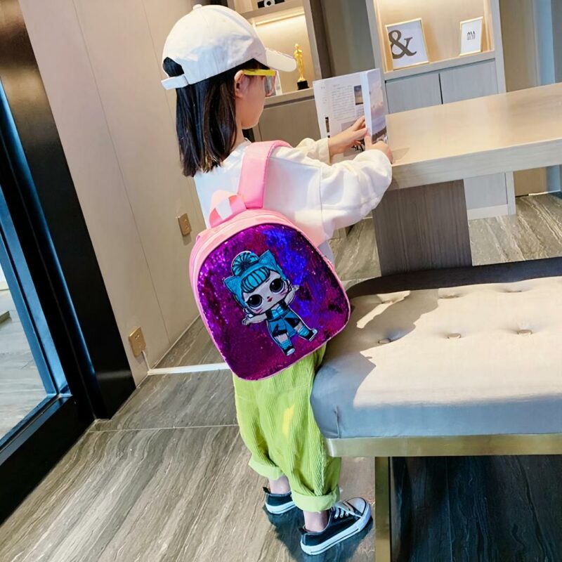 Schulrucksack Puppe