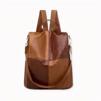 Unser Vintage Berlingot Rucksack aus Kunstleder ist einzigartig und passt überall hin! Er wird mit seinem Retro-Look und seiner unglaublichen Verarbeitung alle Ihre Outfits veredeln!   Der Rucksack ist in 2 Farben erhältlich.
