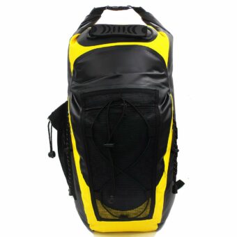 Wasserdichter Rucksack 30L mit weichem Seitengurt schwarz mit weißem Hintergrund