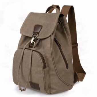 Rucksack im Vintage-Stil aus braunem Canvas mit weißem Hintergrund