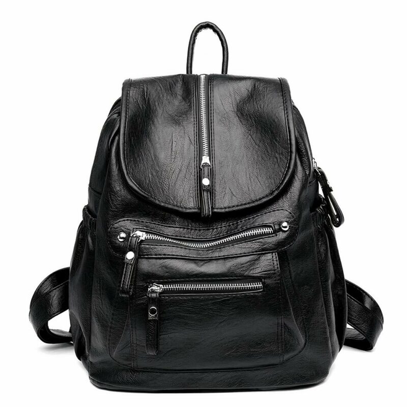 Vintage Rucksack mit Reißverschluss aus schwarzem Kunstleder mit weißem Hintergrund