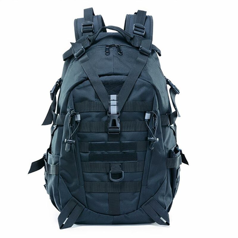 Dunkelblauer Camping-Rucksack für Männer mit weißem Hintergrund