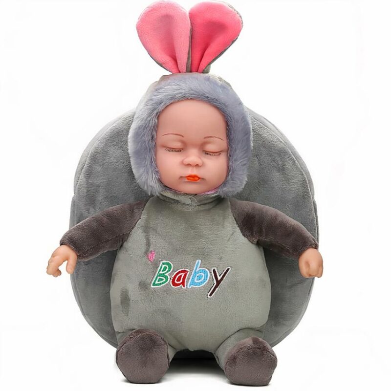 3D Baby Plüsch Rucksack in grau mit weißem Hintergrund