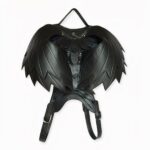 Dieser Rucksack für Frauen mit Engelsflügeln ist perfekt für junge Frauen, die einen einzigartigen und eleganten Look haben möchten.