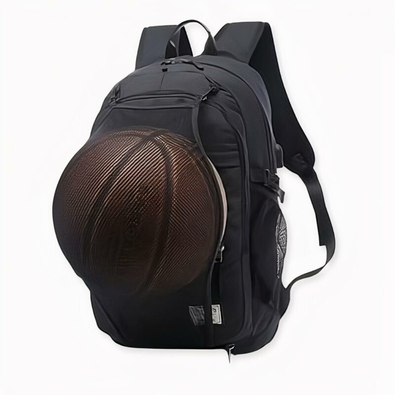 Trainieren Sie gerne? Hier ist ein sportlicher Rucksack, der Ihnen bei Ihren Trainingseinheiten nützlich sein wird. Wir lieben sein klassisches, cooles und sportliches Design. Aber was uns an diesem Trainingsrucksack am meisten gefällt, ist seine Praktikabilität. Er ist bequem zu tragen.