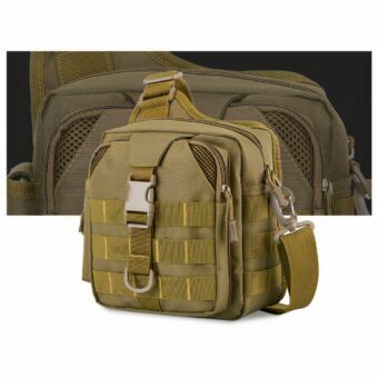 Militärische Umhängetasche mit verschiedenen Fächern grün mit weißem Hintergrund und einem Bild oben auf der Tasche