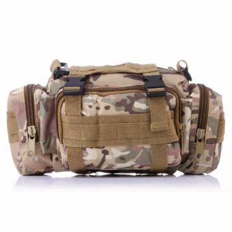 Hochwertige militärische Umhängetasche in Beige mit weißem Hintergrund