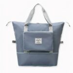 Es ist schwer, eine praktische und stilvolle Tasche zu finden, die Sie auf Ihren Abenteuern begleitet? Suchen Sie nicht weiter, denn diese wasserdichte, faltbare Einkaufstasche ist genau das Richtige für Sie! Sie werden überrascht sein von der großen Speicherkapazität, den vielen Fächern und der faltbaren Funktion, die es Ihnen ermöglicht, die Tasche einfach zu verstauen