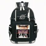 Schwarzer Rucksack mit Naruto, Tendo und Sasuke Motiv und Seitentaschen.