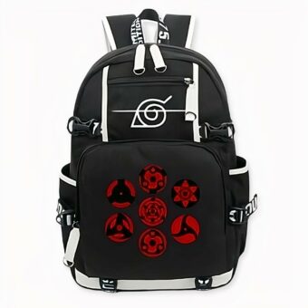 Schwarzer Rucksack mit einem anderen Sharingan-Muster und Seitentaschen. Gute Qualität und sehr modisch.