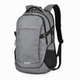 Bei Rucksäcken ist die Ergonomie von entscheidender Bedeutung, um Unbehagen und Verletzungen zu vermeiden. Dieser ergonomische Rucksack mit großem Fassungsvermögen und USB-Anschluss in Schwarz verfügt über ein ergonomisches Design, das Ihnen optimalen Komfort und Halt bietet. Er verfügt außerdem über einen USB-Anschluss, so dass Sie Ihre elektronischen Geräte unterwegs einfach aufladen können. Die elegante graue Farbe verleiht ihm einen modernen Look und das große Fassungsvermögen bietet Platz für alles, was Sie für einen anstrengenden Tag benötigen.