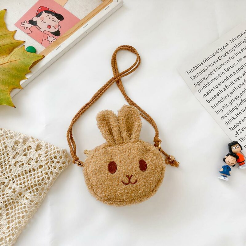 CP-Tasche aus Plüsch mit Schulterriemen in Form eines kleinen Hasenkopfes, gute Qualität und modisch