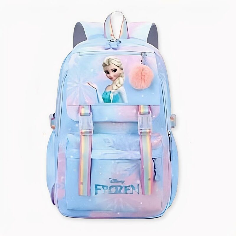 IMG_sac_dos_reine_neiges_pompon_2 Blauer Kinderrucksack mit der Figur der Schneekönigin Elsa und einem Pompon an der Vorderseite.