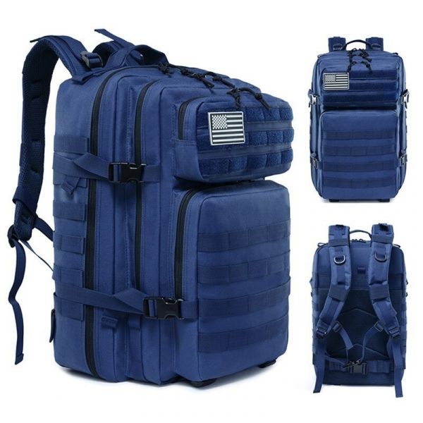 Militärischer Rucksack In Blau Mit Weißem Hintergrund